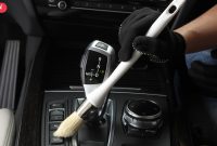 Cara Membersihkan Interior Mobil Yang Benar