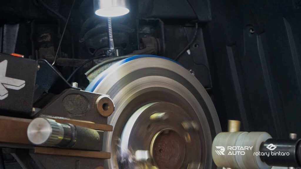 Faktor Penyebab Kerusakan Sistem Rem Mobil